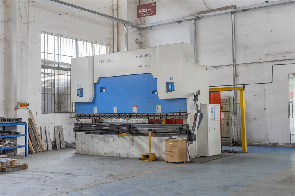 创恒320吨折弯机.jpg